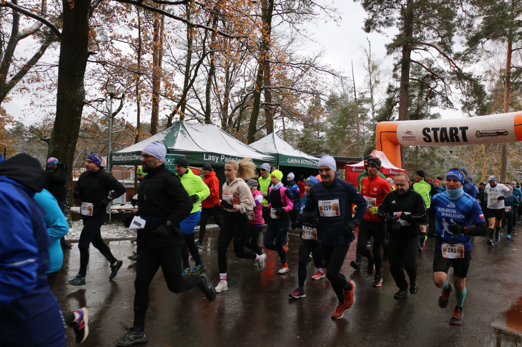 Koszęcińska Dycha. Śnieg nie zniechęcił biegaczy [FOTO]