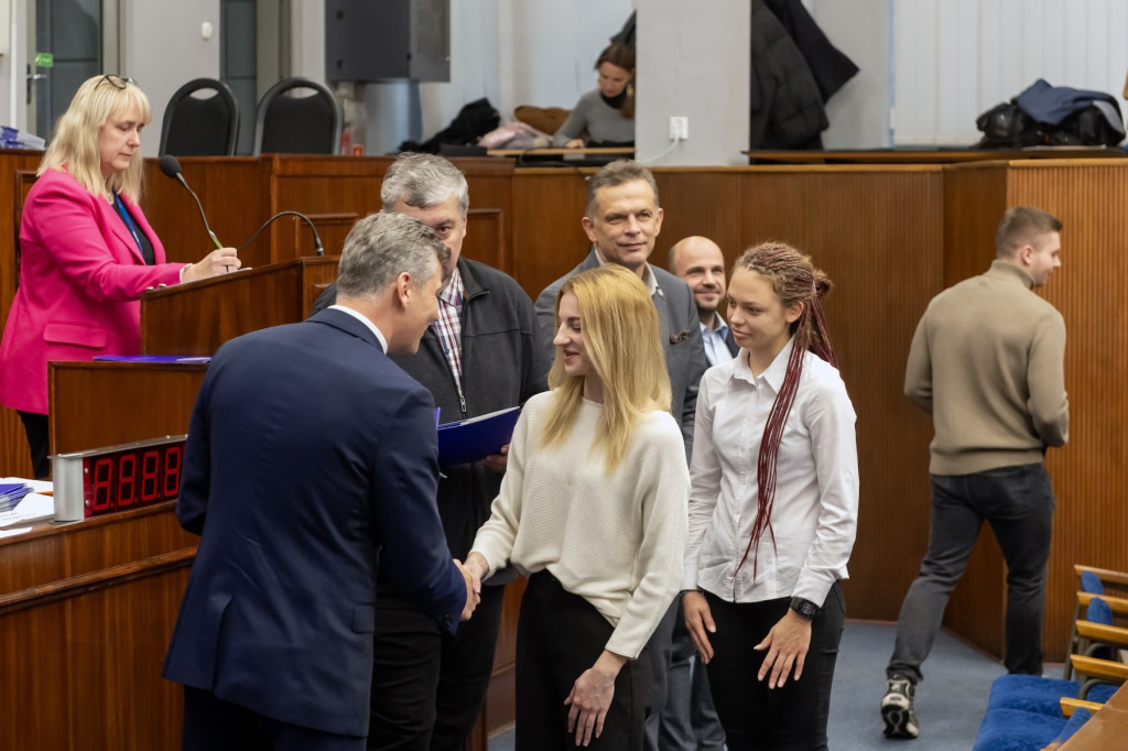 Stypendia dla najlepszych sportowców w mieście [FOTO]