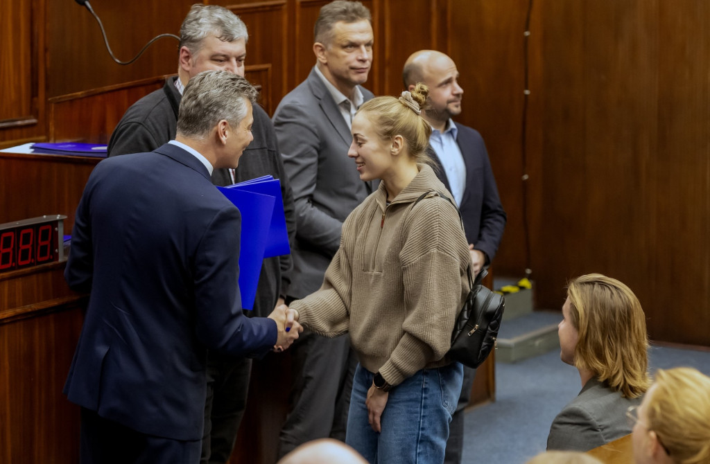 Stypendia dla najlepszych sportowców w mieście [FOTO]