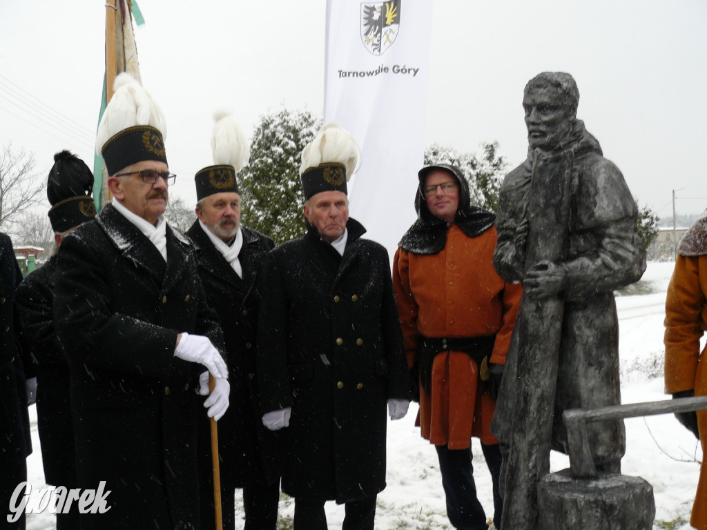 Pniowiec. Odsłonięcie rzeźby gwarka  [ZDJĘCIA]