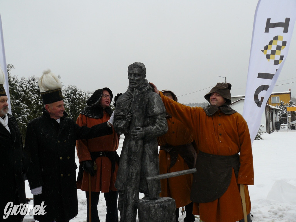 Pniowiec. Odsłonięcie rzeźby gwarka  [ZDJĘCIA]