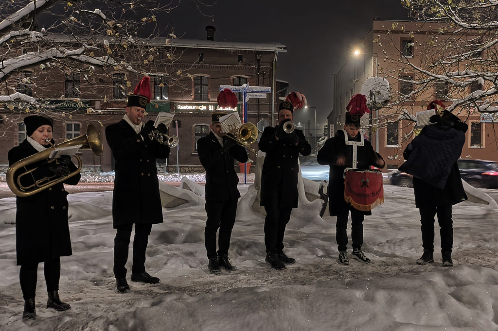 Radzionków, Bytom. Górnicze pobudki z okazji Barbórki [FOTO]