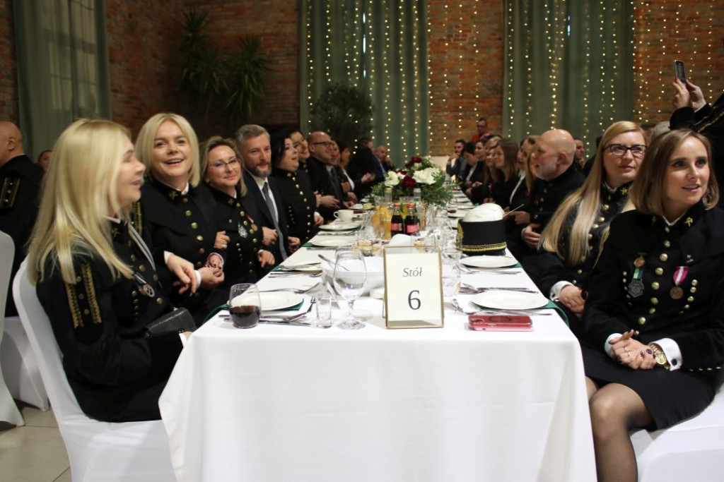 O świcie na osiedlu zagrała orkiestra górnicza