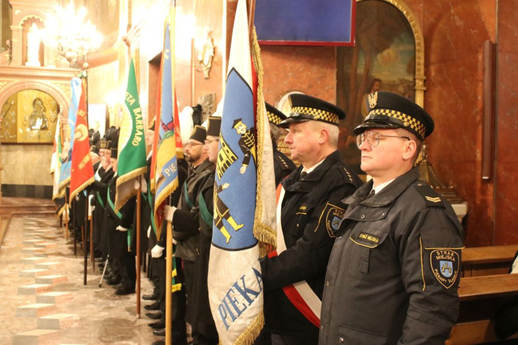 O świcie na osiedlu zagrała orkiestra górnicza