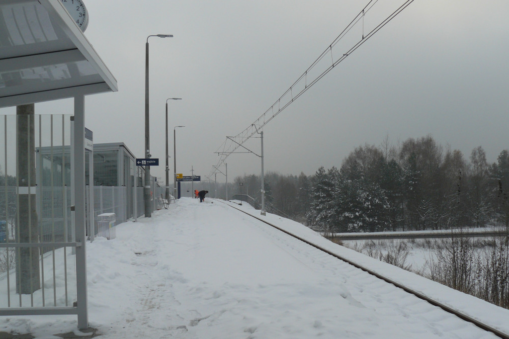 Ruszają pociągi na lotnisko. Ceny biletów [FOTO]