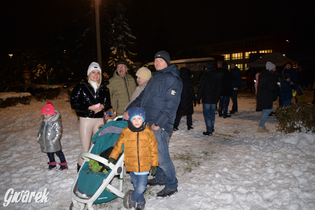 Strojenie choinki w Strzybnicy [ZDJĘCIA]
