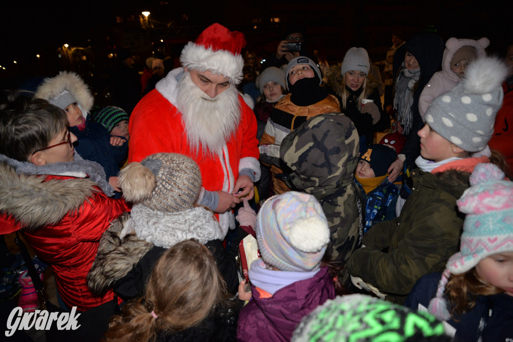 Strojenie choinki w Strzybnicy [ZDJĘCIA]