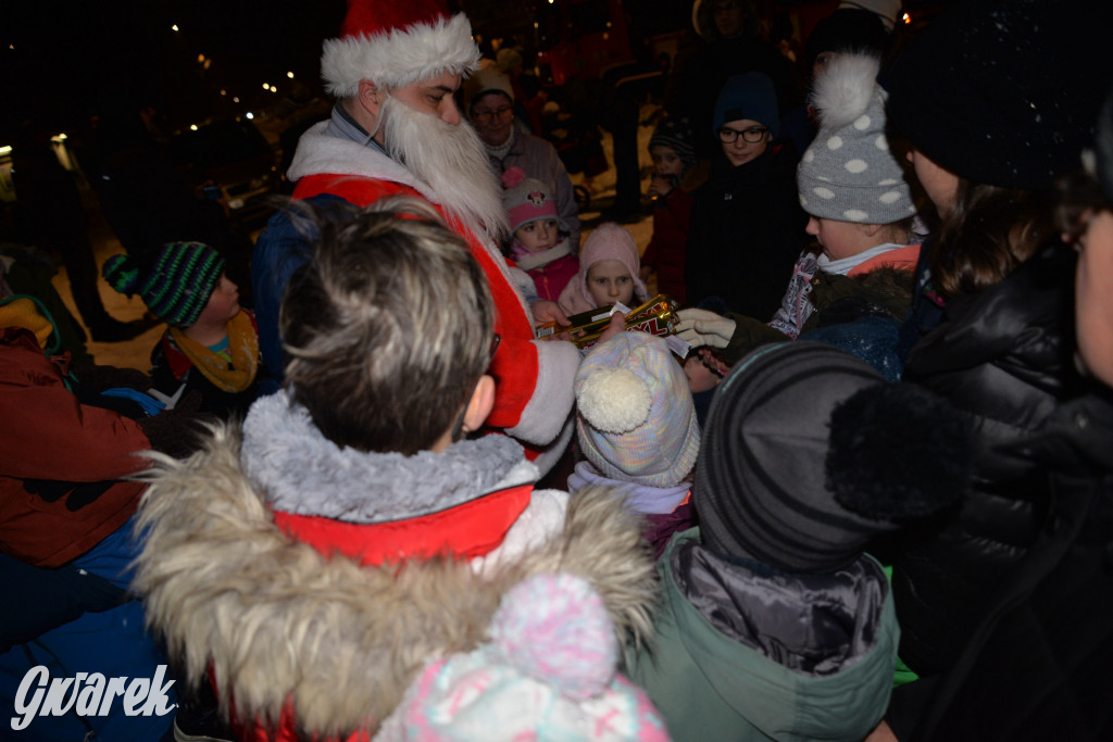 Strojenie choinki w Strzybnicy [ZDJĘCIA]