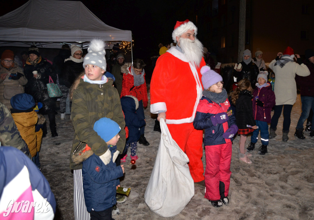 Strojenie choinki w Strzybnicy [ZDJĘCIA]