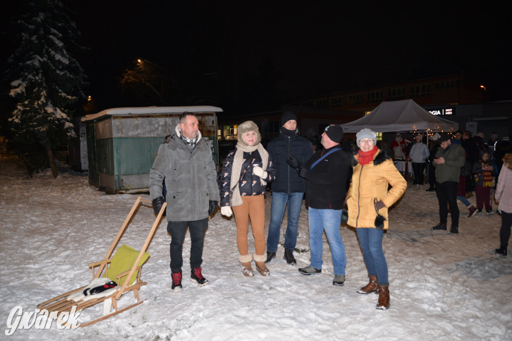 Strojenie choinki w Strzybnicy [ZDJĘCIA]