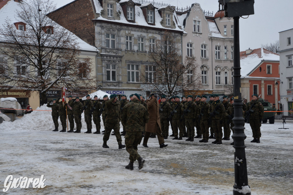 Tarnowskie Góry. Przysięga wojskowa na rynku