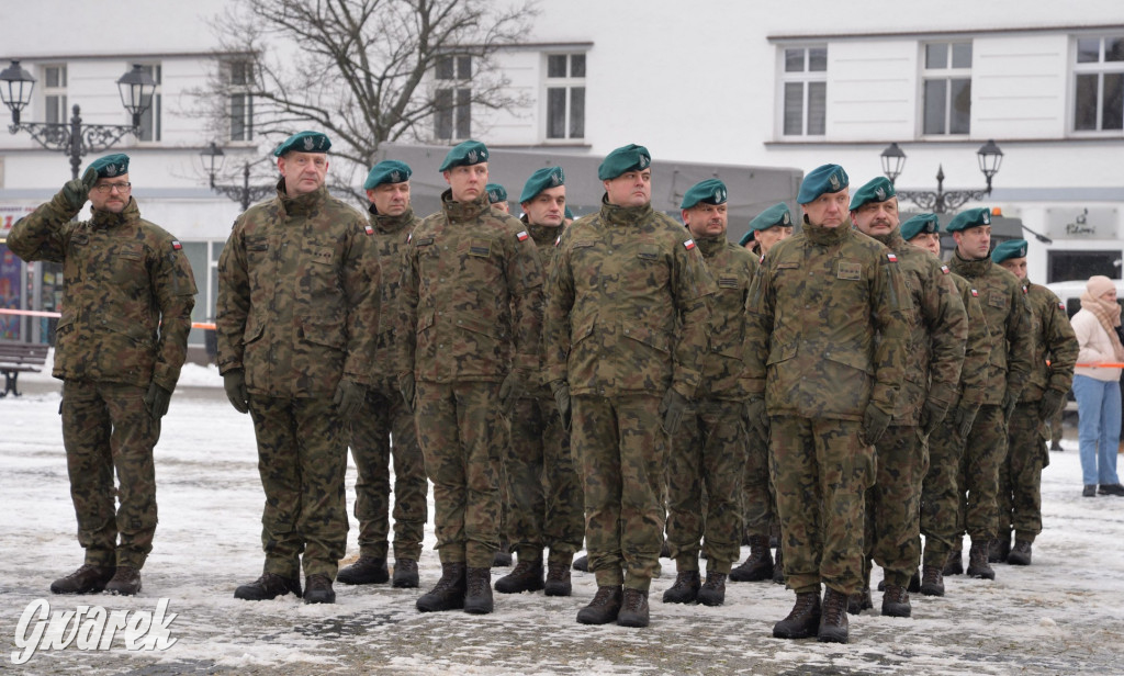 Tarnowskie Góry. Przysięga wojskowa na rynku