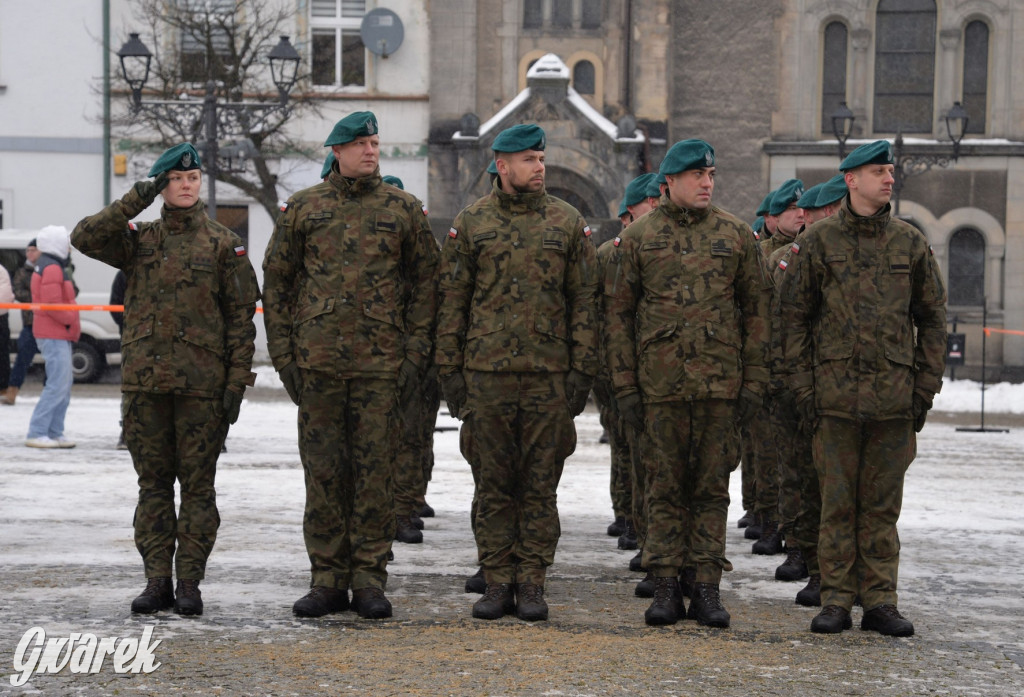 Tarnowskie Góry. Przysięga wojskowa na rynku