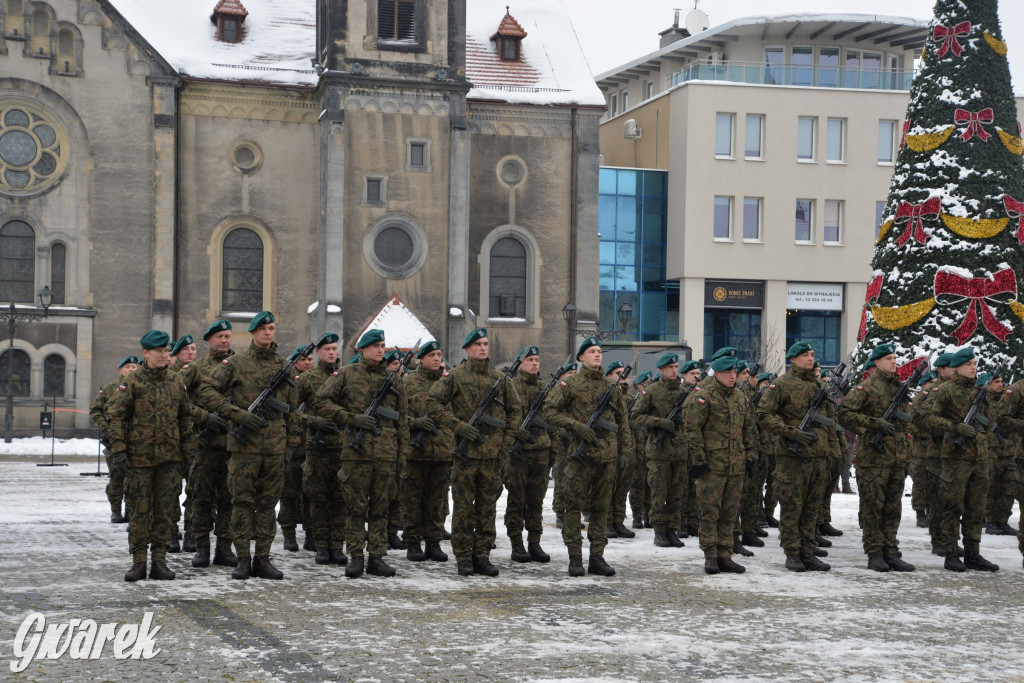 Tarnowskie Góry. Przysięga wojskowa na rynku