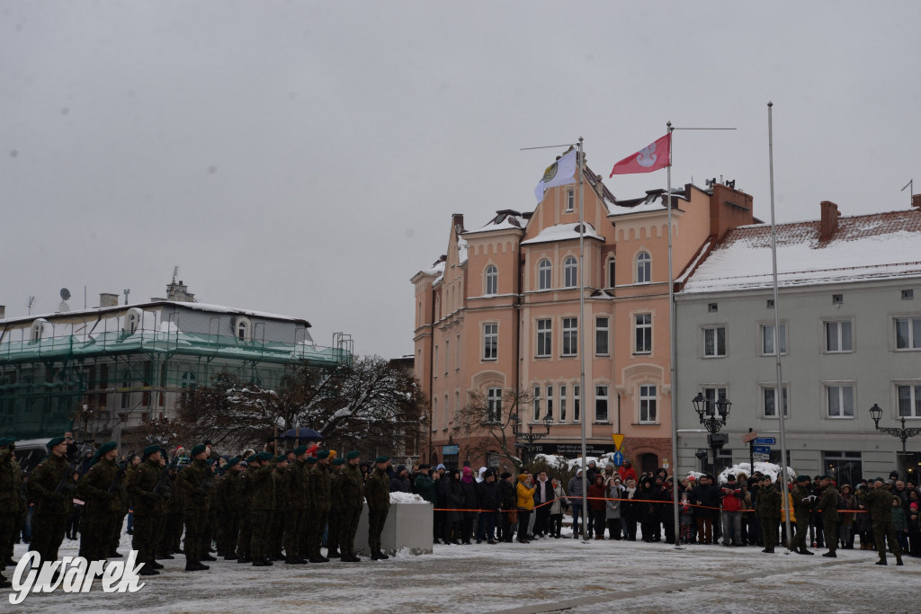 Tarnowskie Góry. Przysięga wojskowa na rynku