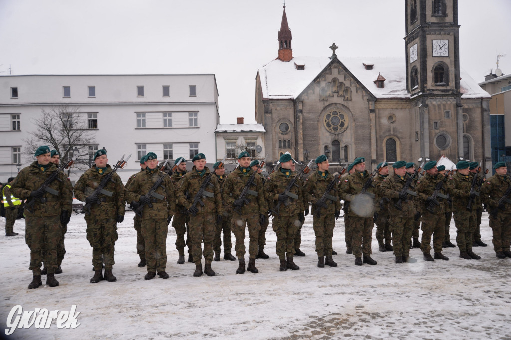 Tarnowskie Góry. Przysięga wojskowa na rynku