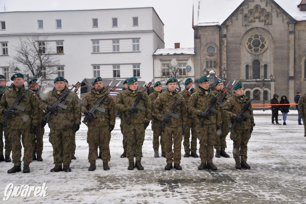 Tarnowskie Góry. Przysięga wojskowa na rynku