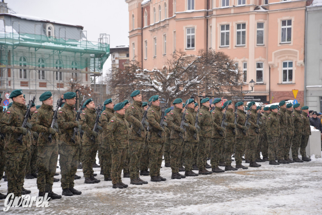 Tarnowskie Góry. Przysięga wojskowa na rynku