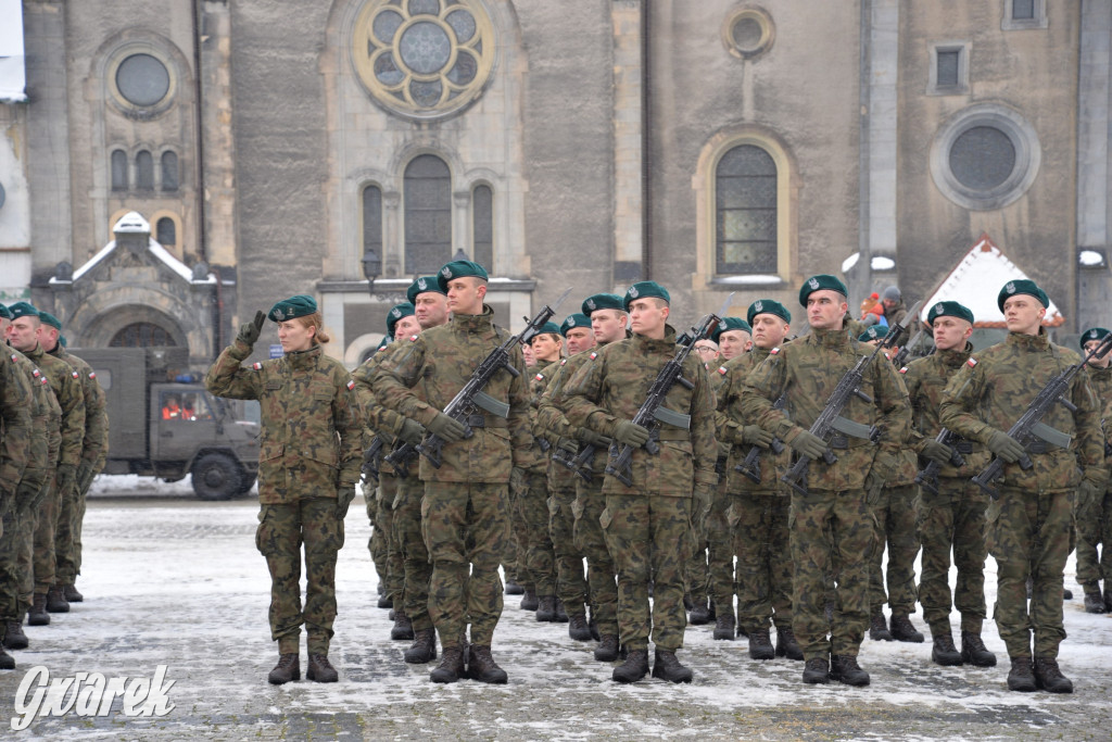 Tarnowskie Góry. Przysięga wojskowa na rynku