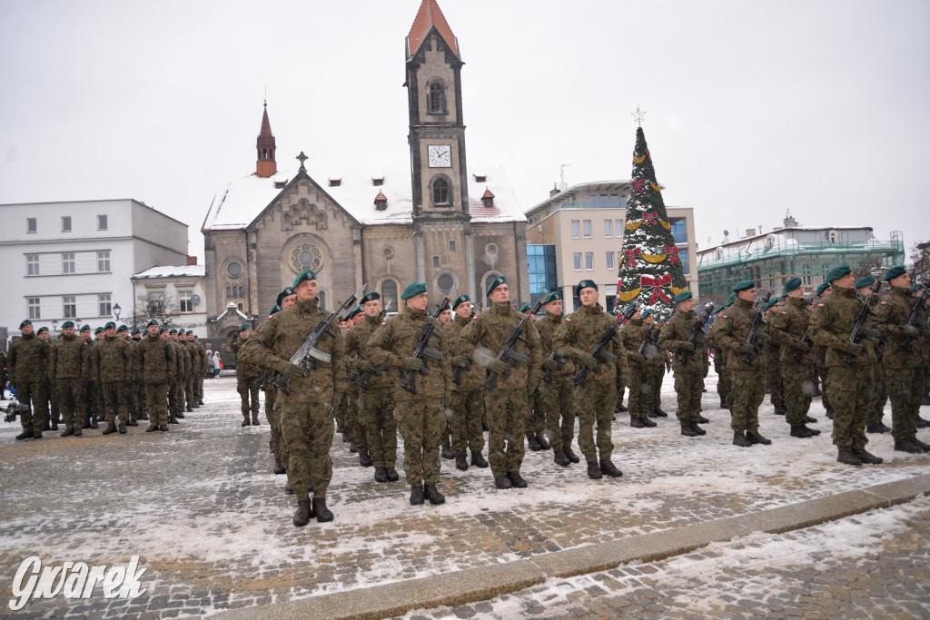 Tarnowskie Góry. Przysięga wojskowa na rynku