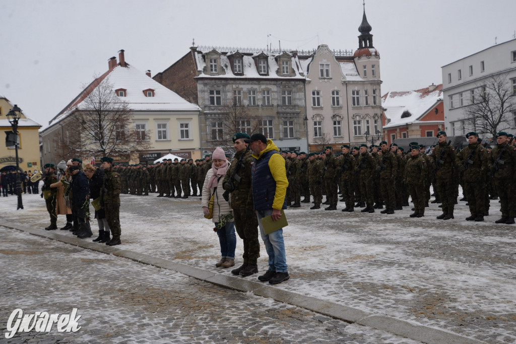 Tarnowskie Góry. Przysięga wojskowa na rynku