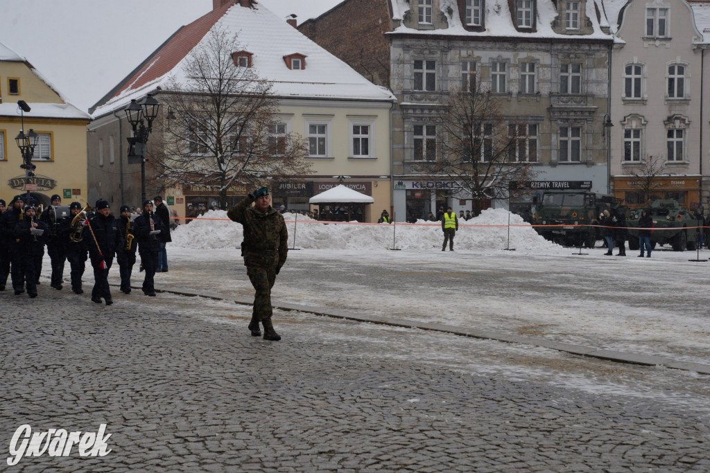 Tarnowskie Góry. Przysięga wojskowa na rynku