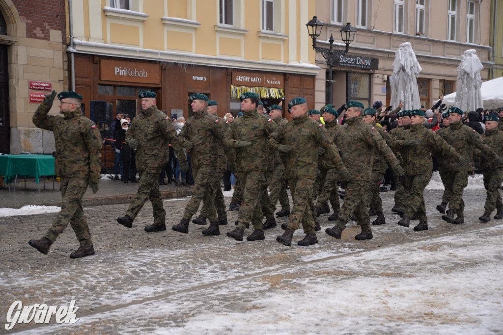 Tarnowskie Góry. Przysięga wojskowa na rynku