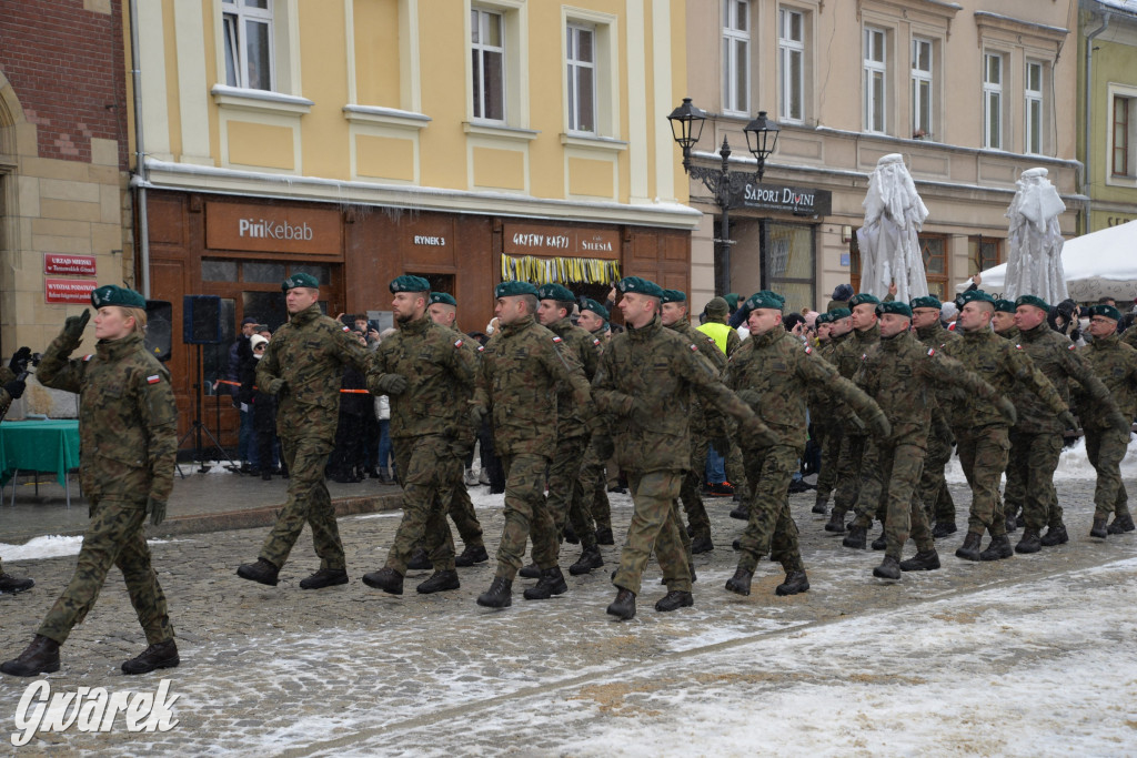 Tarnowskie Góry. Przysięga wojskowa na rynku