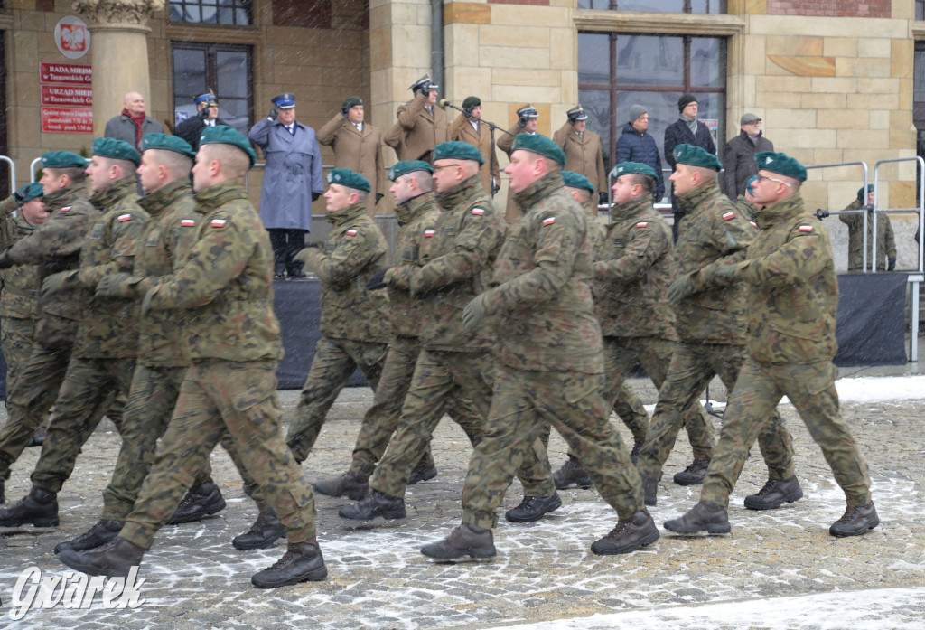 Tarnowskie Góry. Przysięga wojskowa na rynku