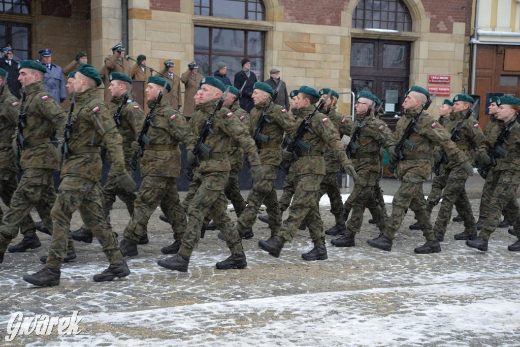 Tarnowskie Góry. Przysięga wojskowa na rynku