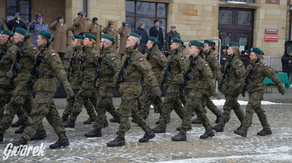 Tarnowskie Góry. Przysięga wojskowa na rynku