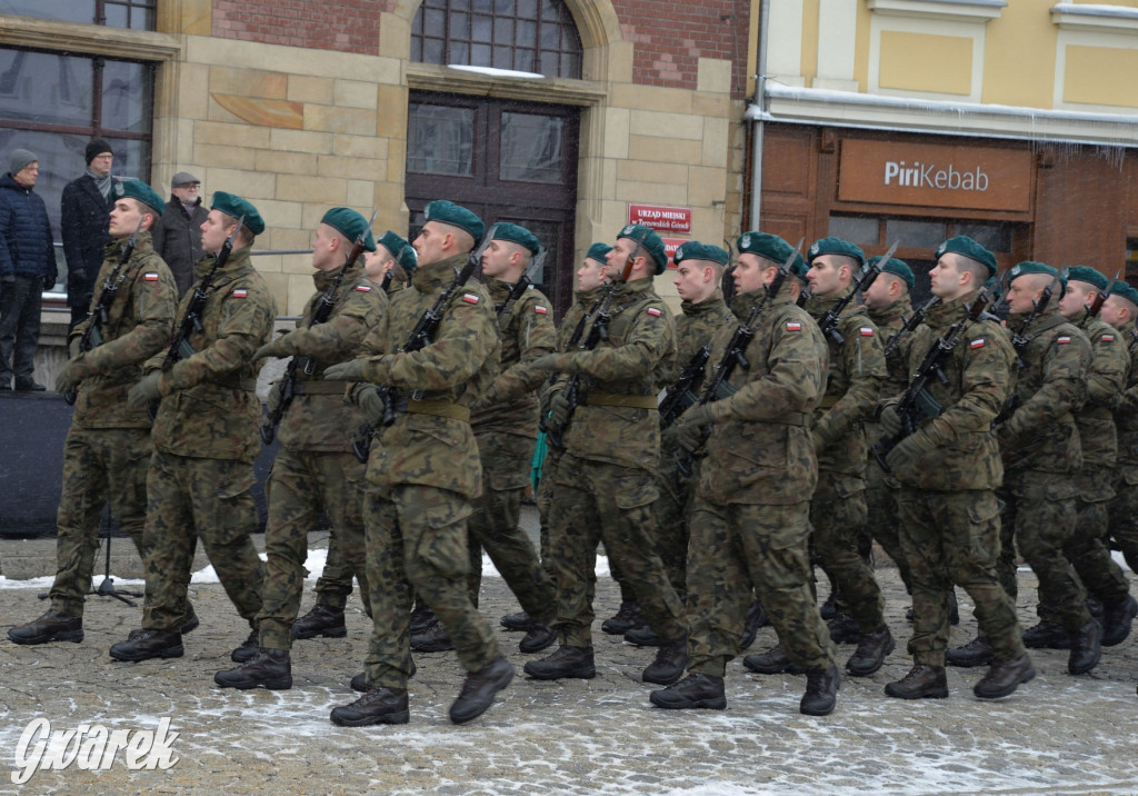 Tarnowskie Góry. Przysięga wojskowa na rynku