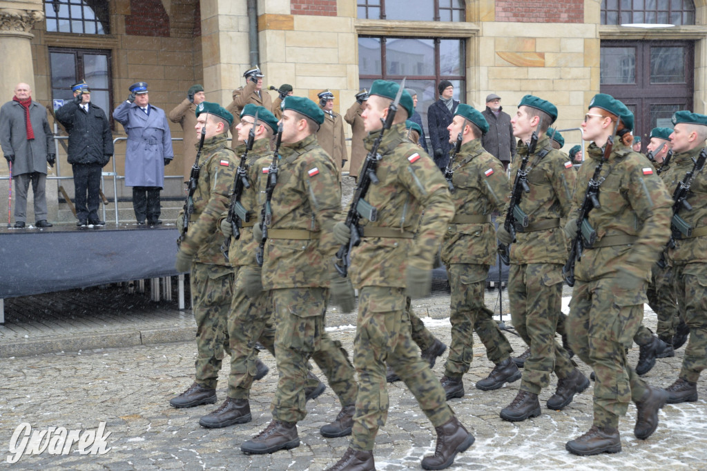 Tarnowskie Góry. Przysięga wojskowa na rynku