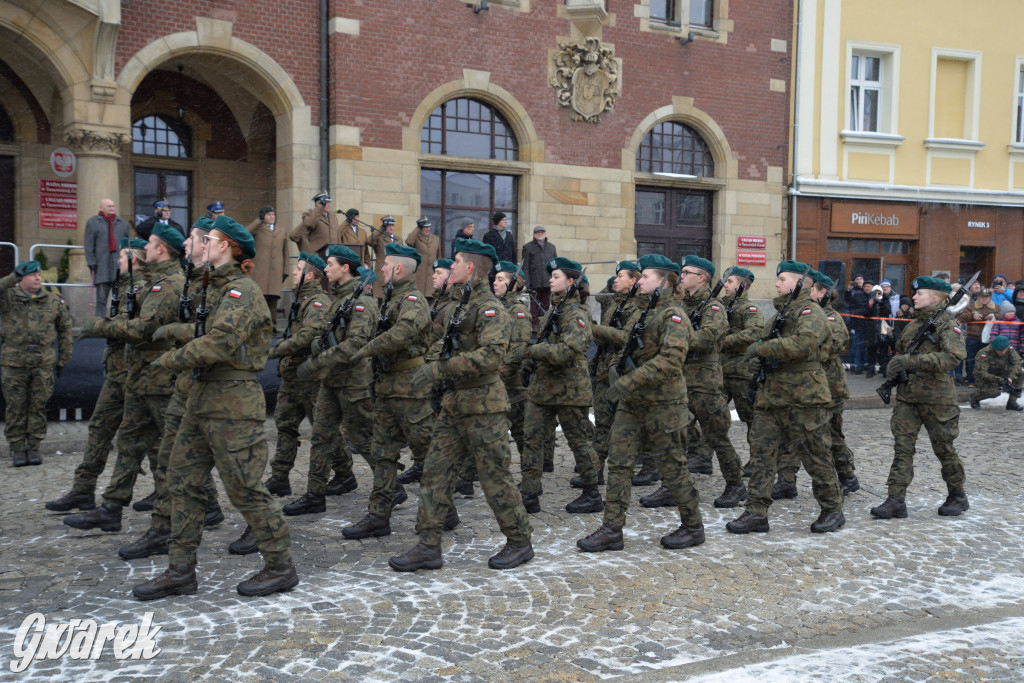 Tarnowskie Góry. Przysięga wojskowa na rynku