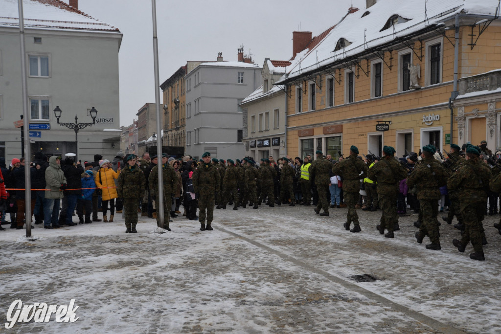 Tarnowskie Góry. Przysięga wojskowa na rynku