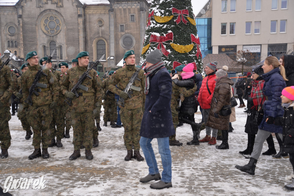 Tarnowskie Góry. Przysięga wojskowa na rynku