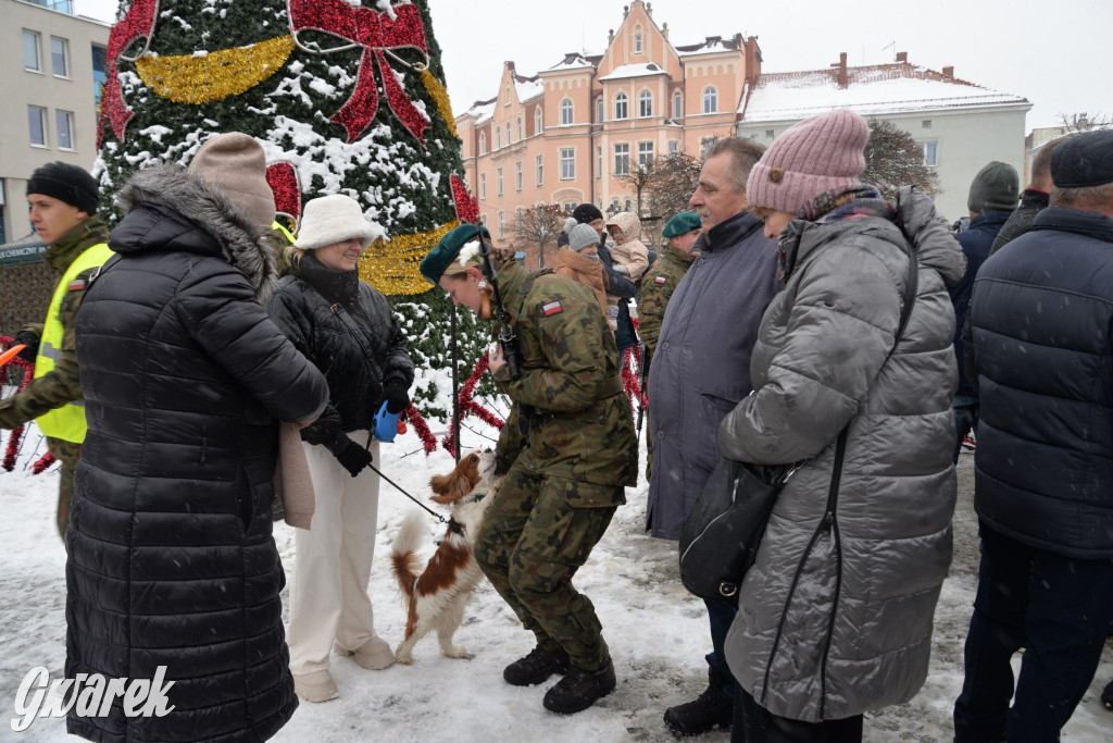 Tarnowskie Góry. Przysięga wojskowa na rynku