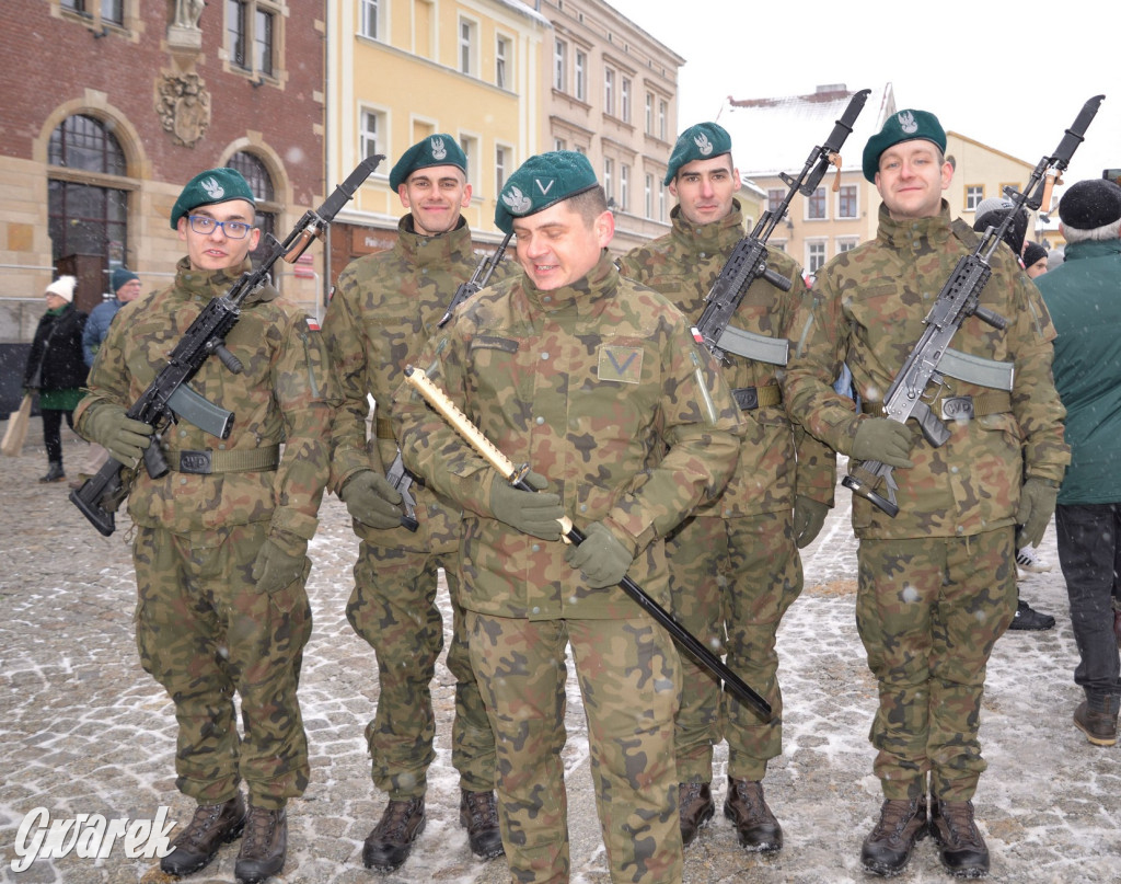 Tarnowskie Góry. Przysięga wojskowa na rynku