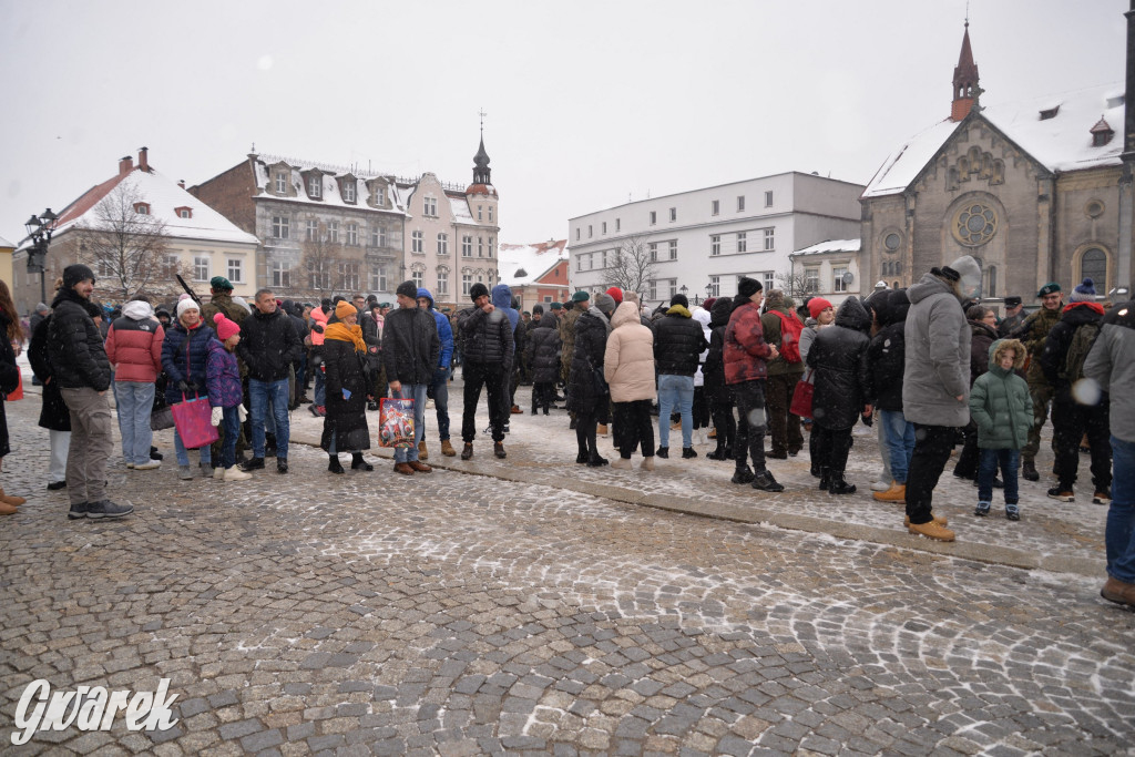 Tarnowskie Góry. Przysięga wojskowa na rynku