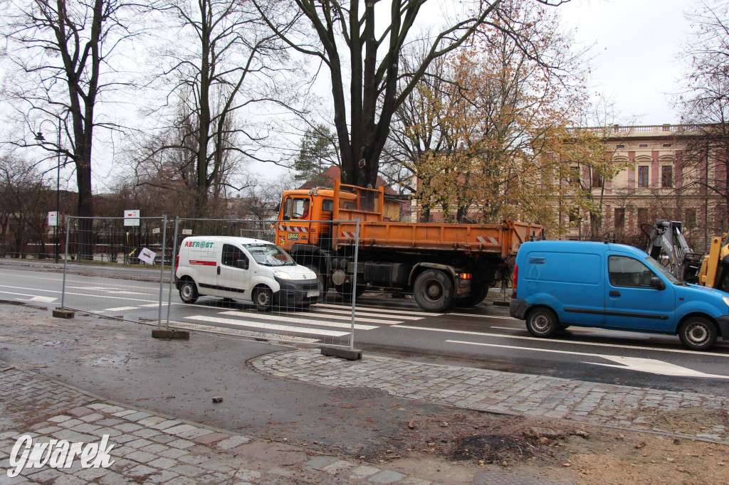 Tarnowskie Góry. Budują ścieżki rowerowe, są korki