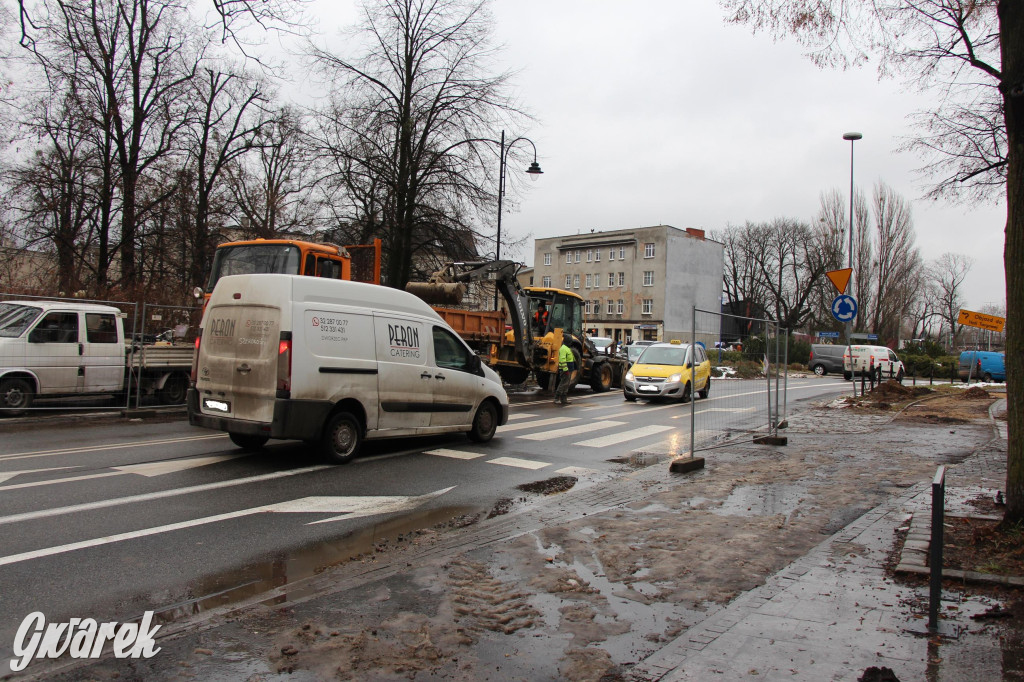 Tarnowskie Góry. Budują ścieżki rowerowe, są korki