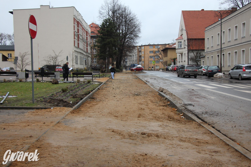 Tarnowskie Góry. Budują ścieżki rowerowe, są korki