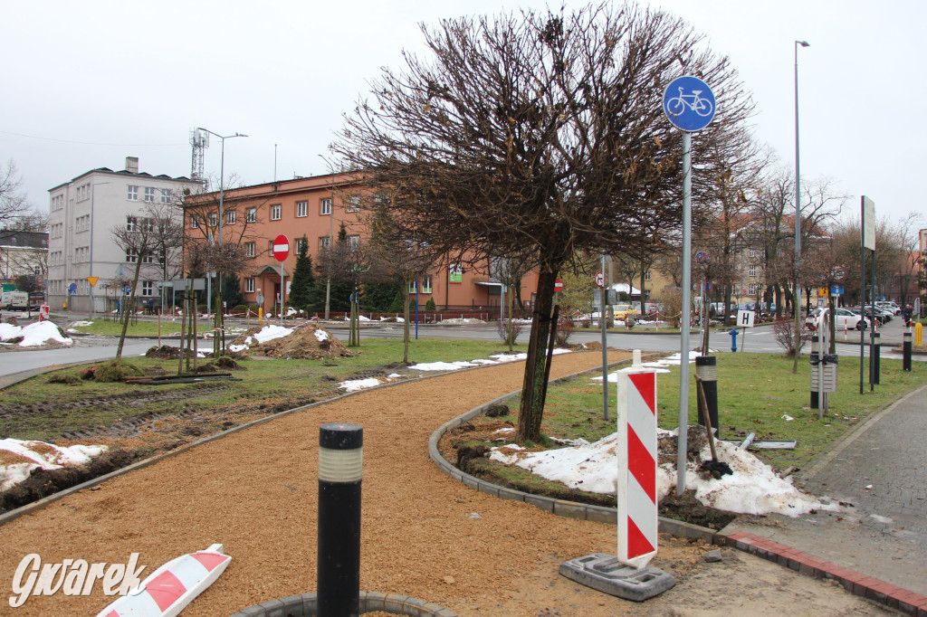 Tarnowskie Góry. Budują ścieżki rowerowe, są korki