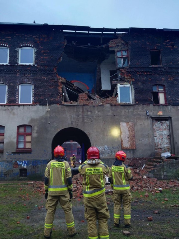 Zawaliła się trzykondygnacyjna kamienica