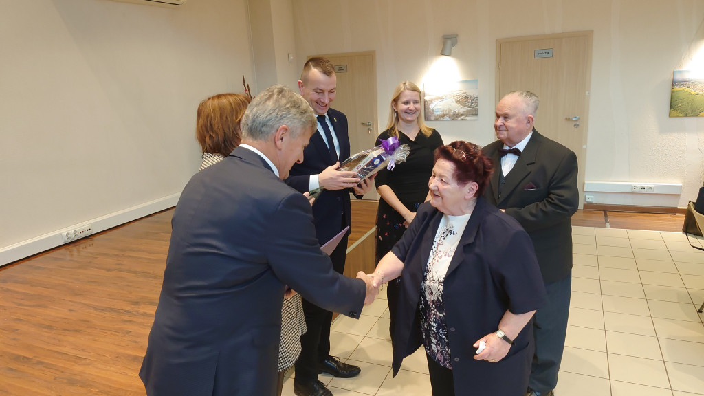 Jubileusze małżeńskie. 50, 55, 60 i 65 lat razem [FOTO]