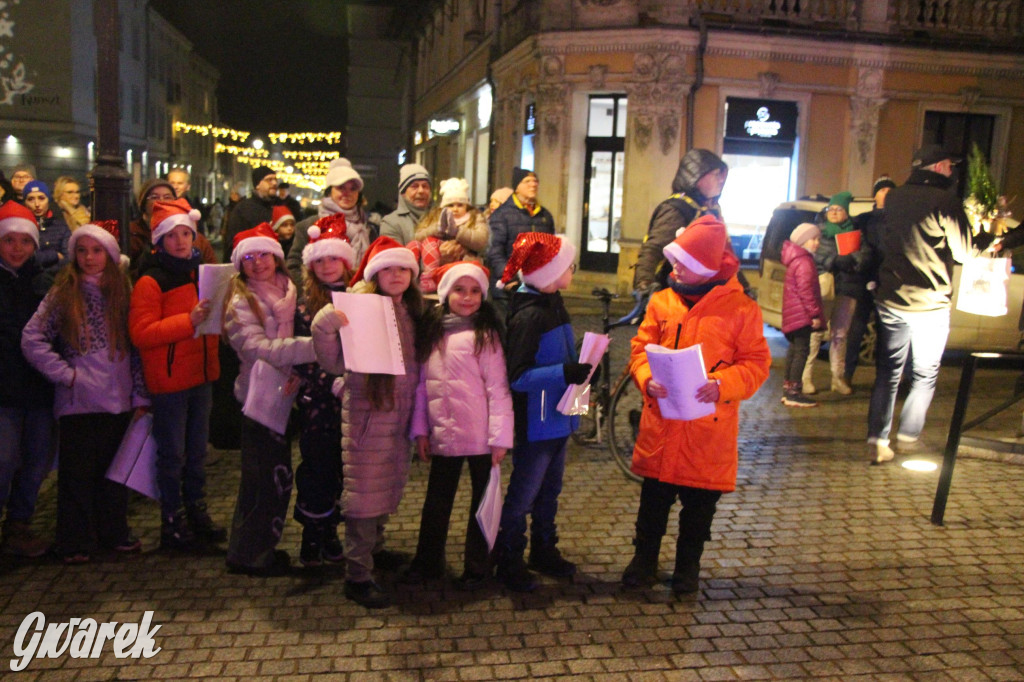 Tarnowskie Góry. Tłumy na jarmarku bożonarodzeniowym [FOTO]