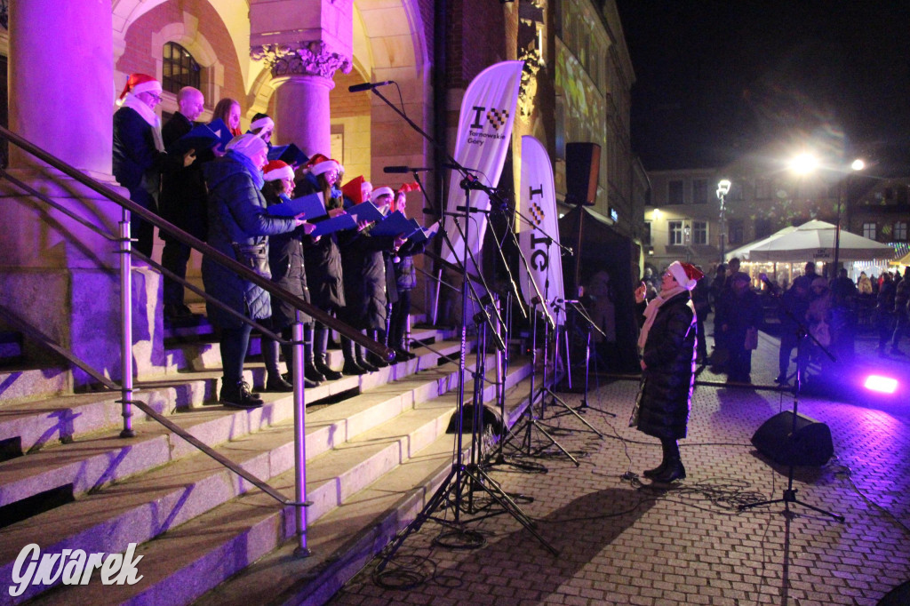 Tarnowskie Góry. Tłumy na jarmarku bożonarodzeniowym [FOTO]