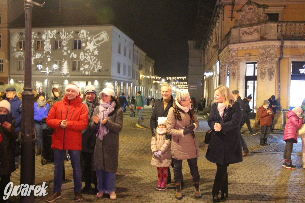 Tarnowskie Góry. Tłumy na jarmarku bożonarodzeniowym [FOTO]