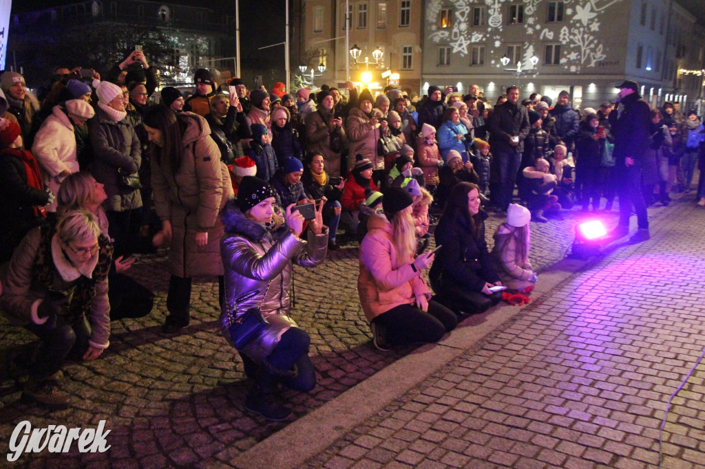 Tarnowskie Góry. Tłumy na jarmarku bożonarodzeniowym [FOTO]