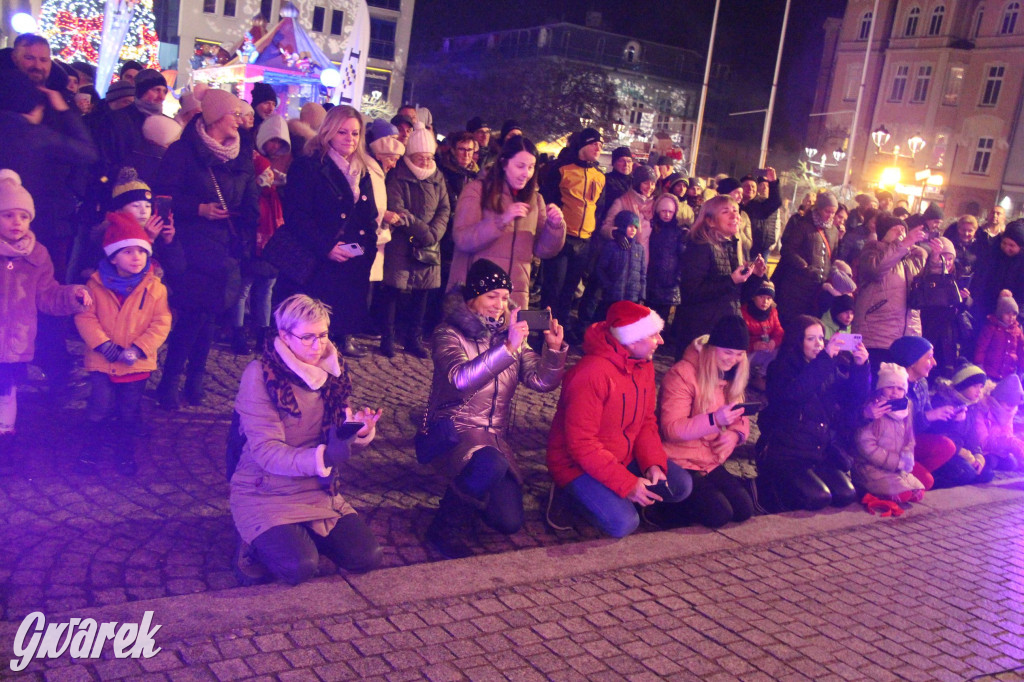 Tarnowskie Góry. Tłumy na jarmarku bożonarodzeniowym [FOTO]